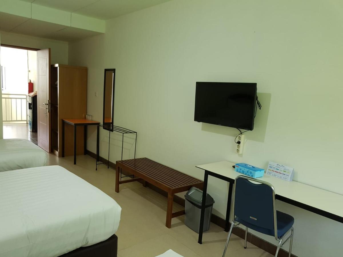 Hotel Larensia Labuan Bajo Szoba fotó